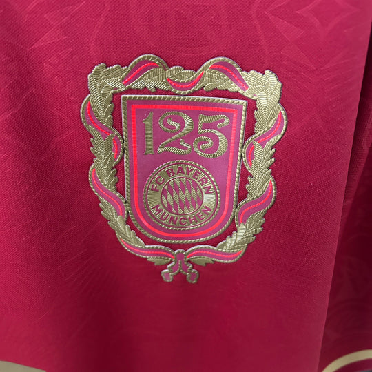 Bayern München 125 Jahre Jubiläumstrikot