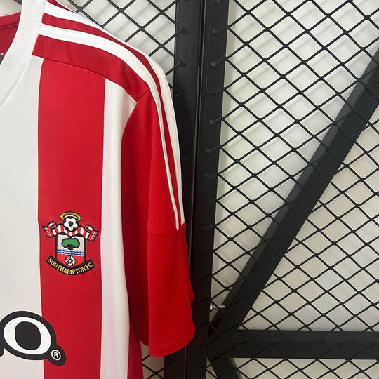 Southampton FC 2015-2016 Heimtrikot