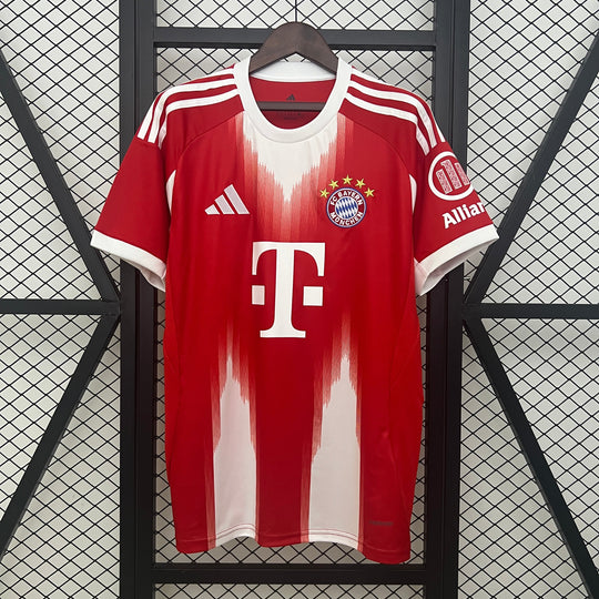Bayern München 2025–2026 Heimtrikot