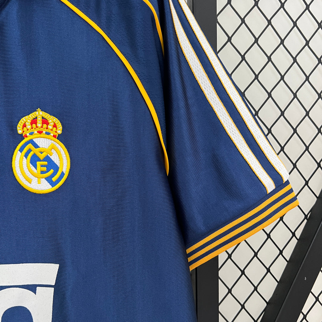 Real Madrid 1998 - 1999 3. Trikot