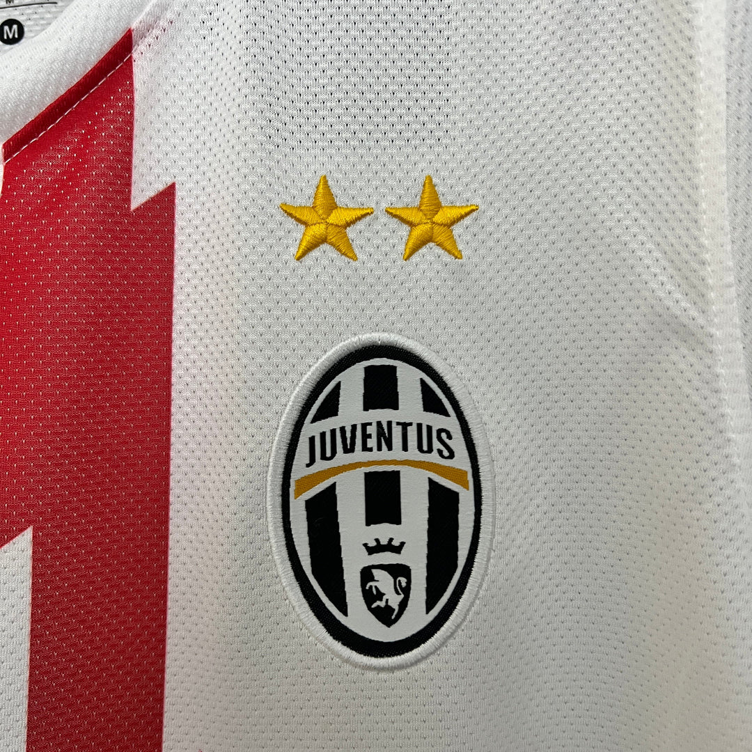 Juventus 2010 - 2011 Auswärtstrikot