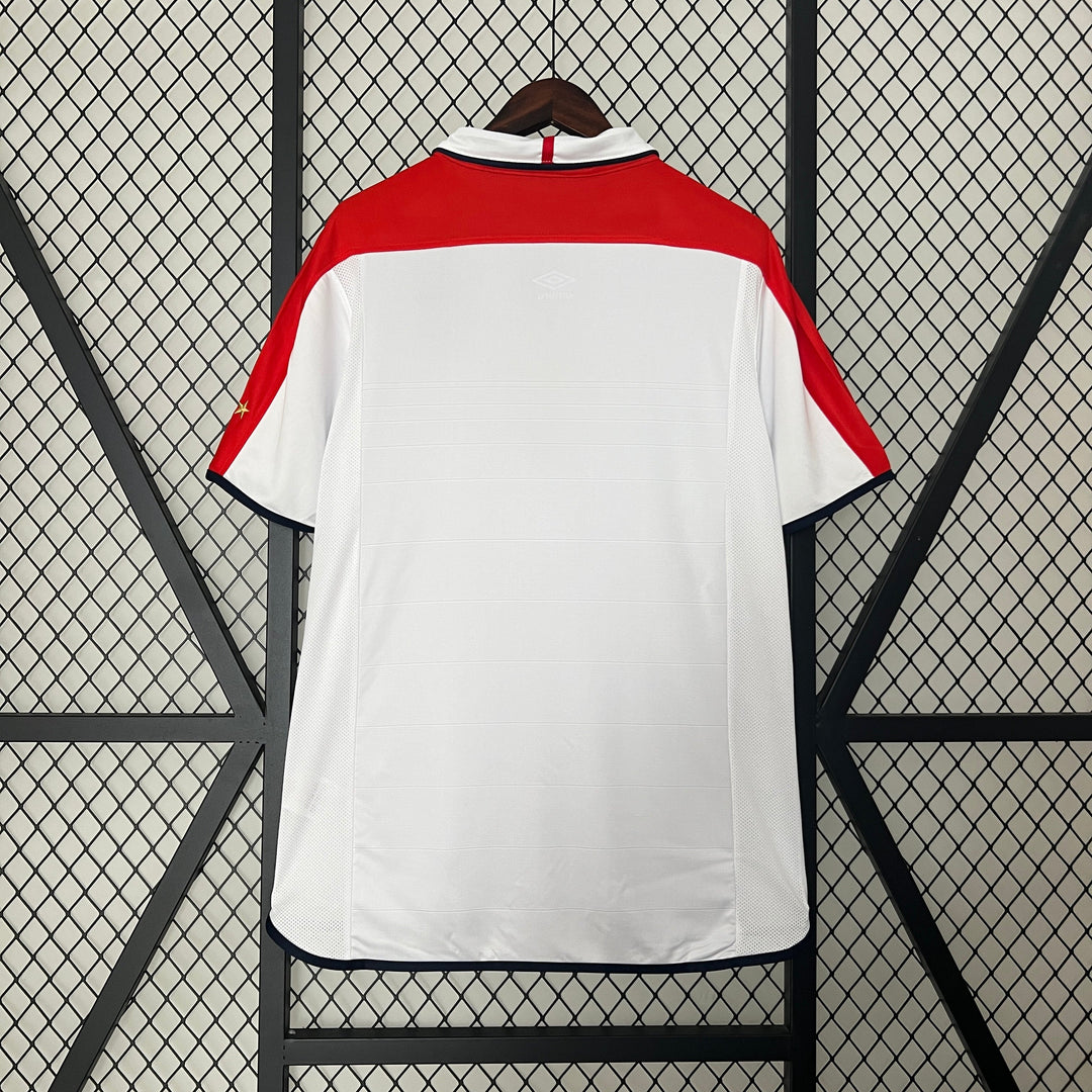 England 2004 Heimtrikot