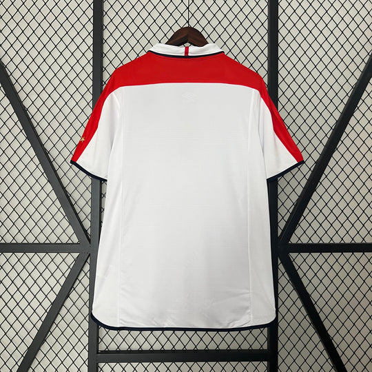 England 2004 Heimtrikot
