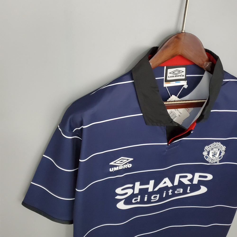 Manchester United 1999 - 2000 Auswärtstrikot