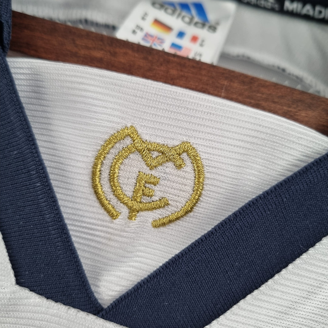 Real Madrid 2000 - 2001 Heimtrikot