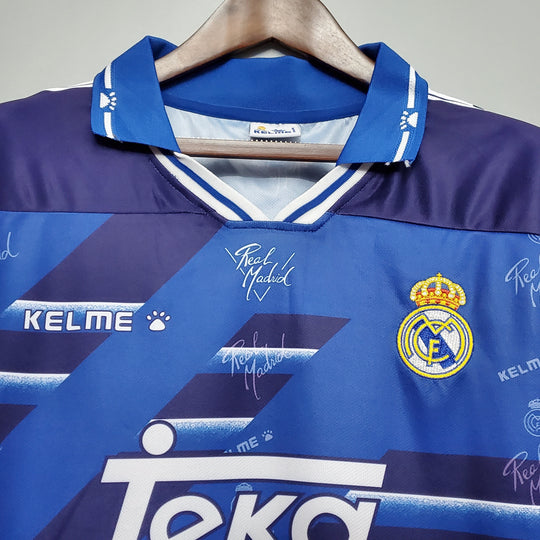 Real Madrid 1995 - 1996 Auswärtstrikot