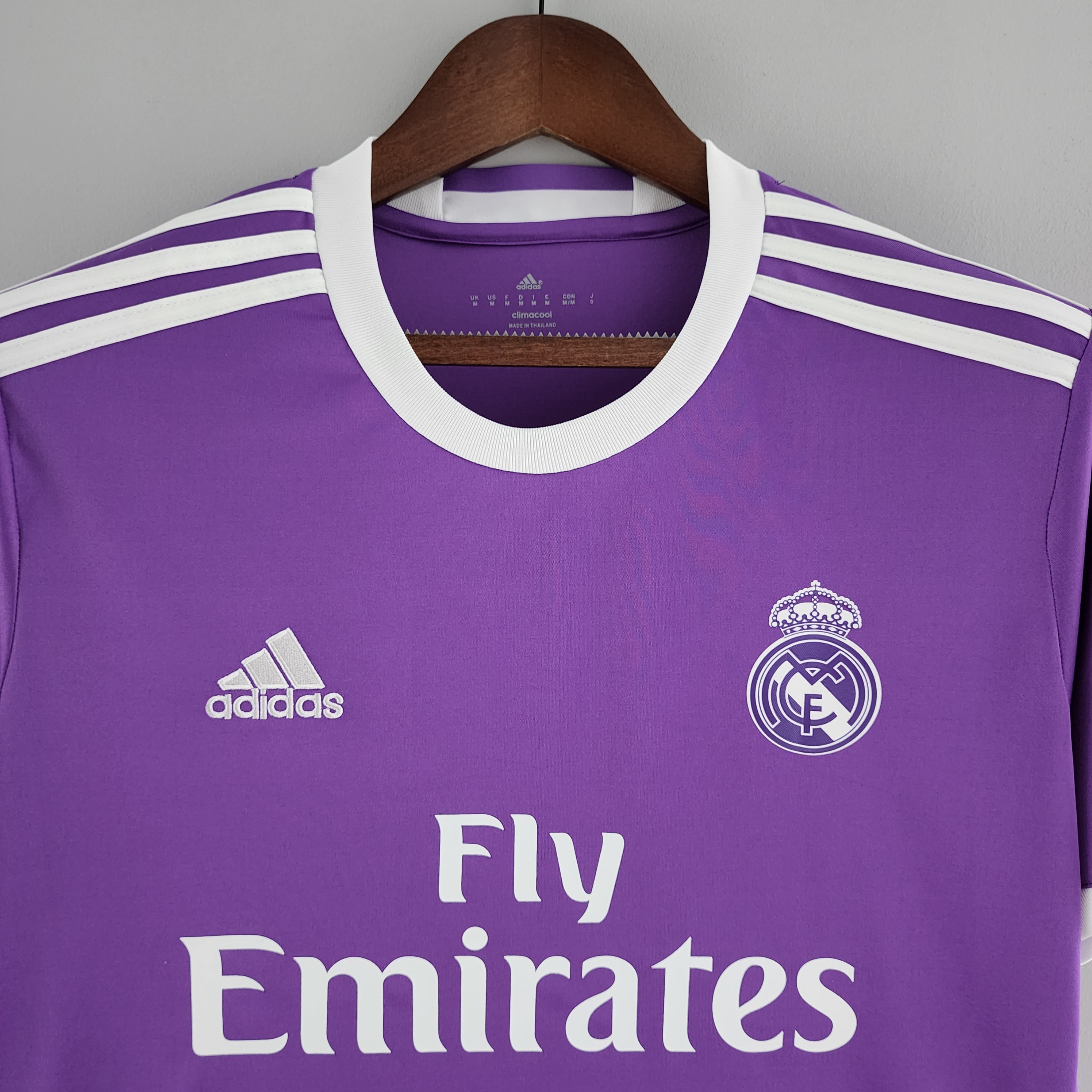 Real Madrid 2016 2017 Auswartstrikot