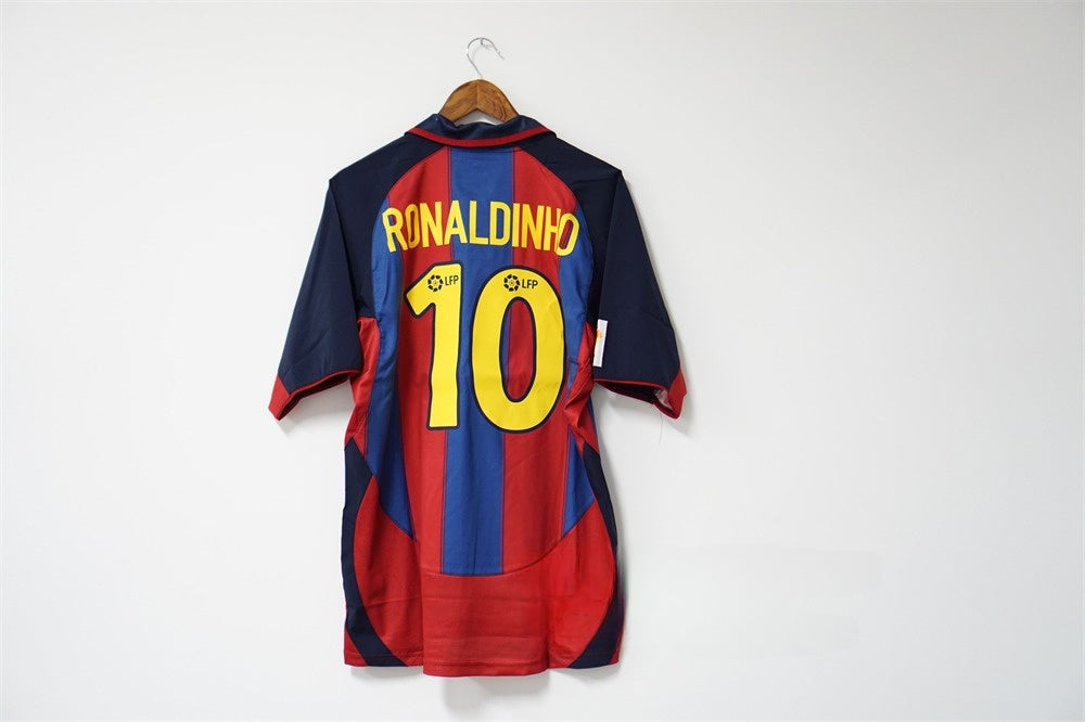 ト*モ様 FC Barcelona 2003 ユニフォーム Barcelona 2003 - 2004 Heimtrikot – retrotrikots.de