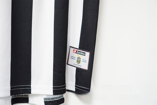 Juventus 2001 - 2002 Heimtrikot